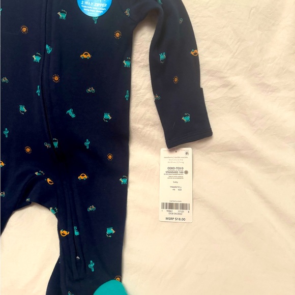 Carter’s : Newborn 2 way zip sleep and play Footed Pajamas - Picture 3 of 3